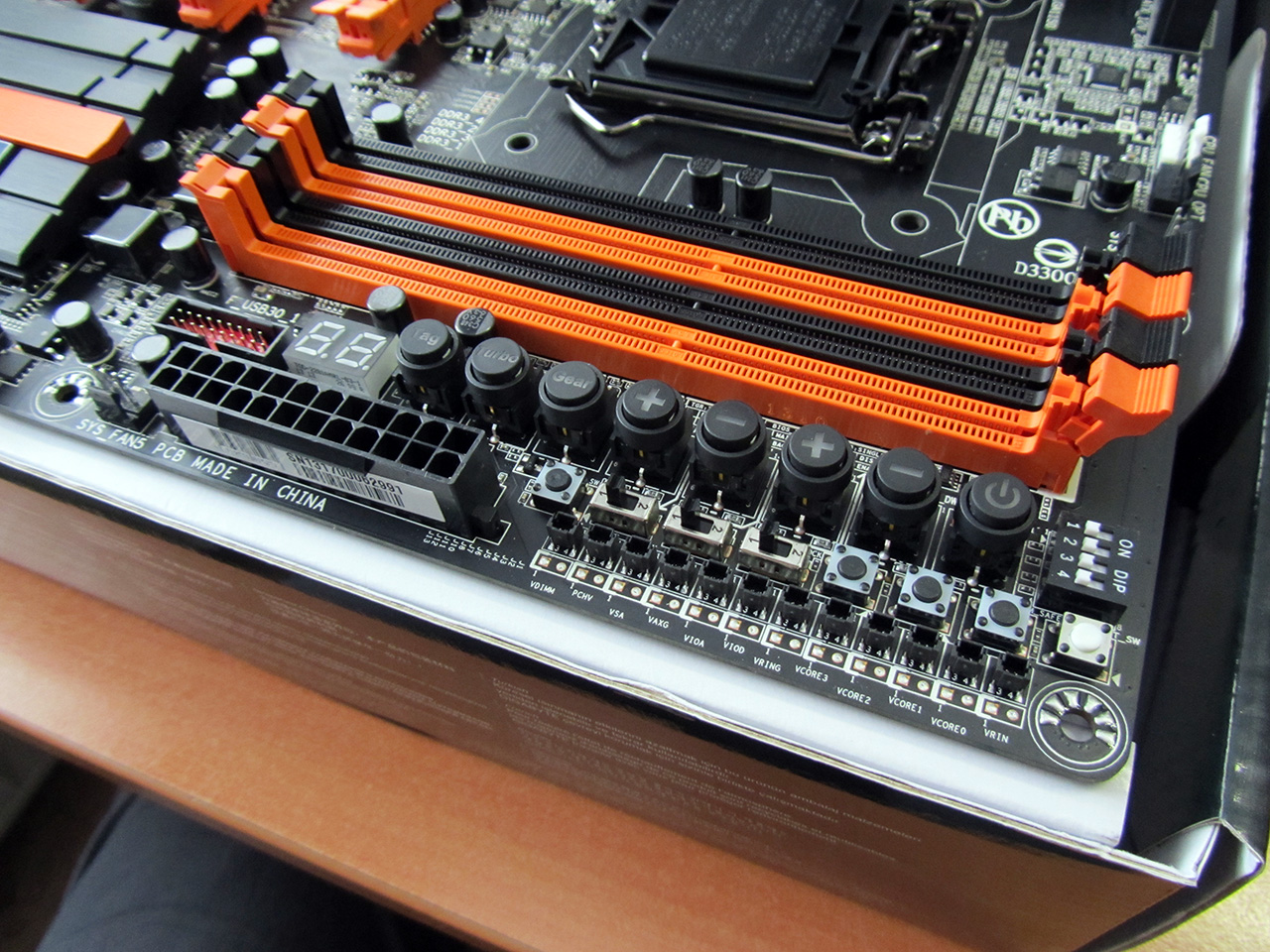 gigabyte-ga-z78x-oc-4